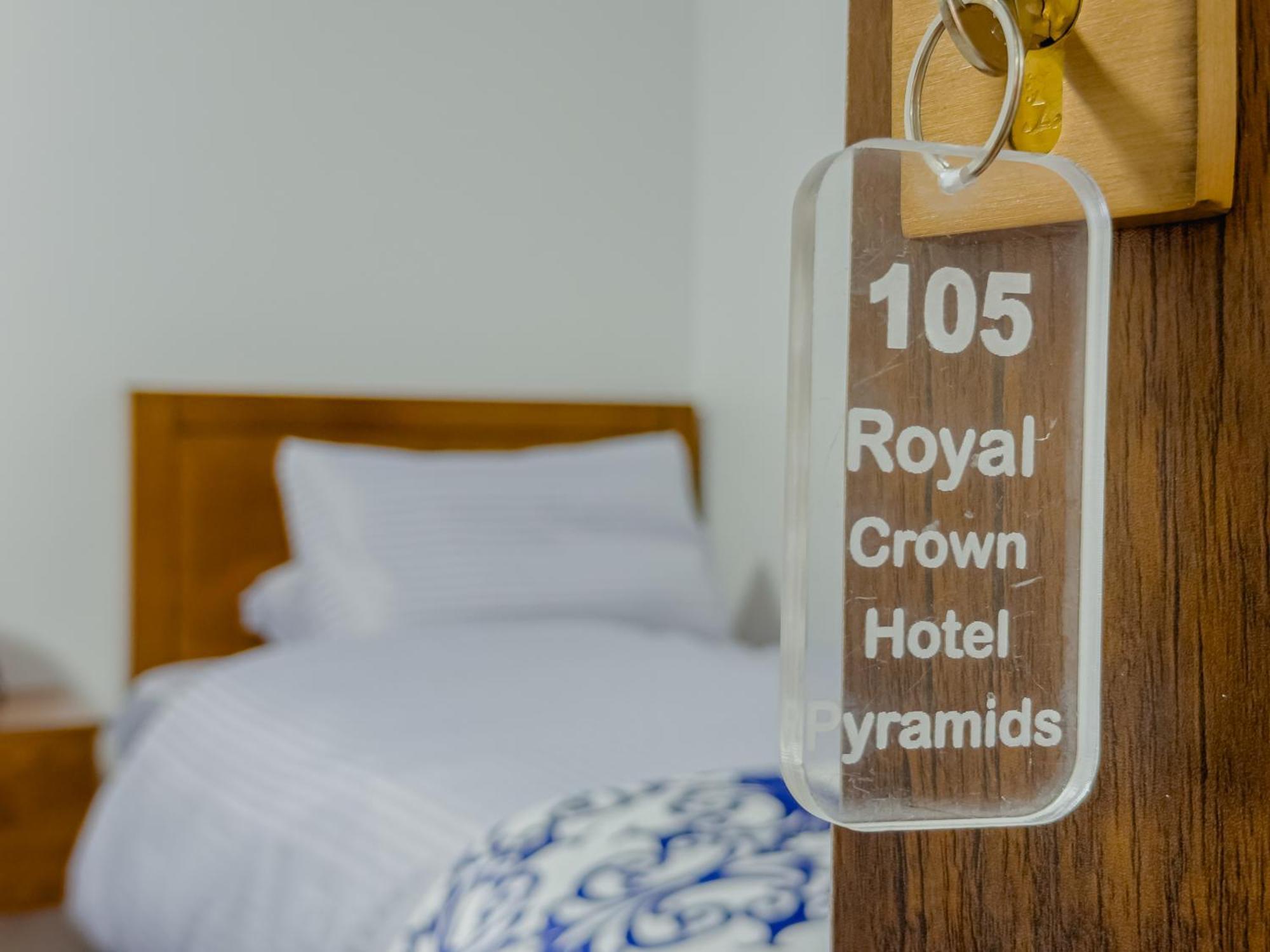 Royal Crown Hotel Giza Pyramids View Kafret el-Gabal Kültér fotó