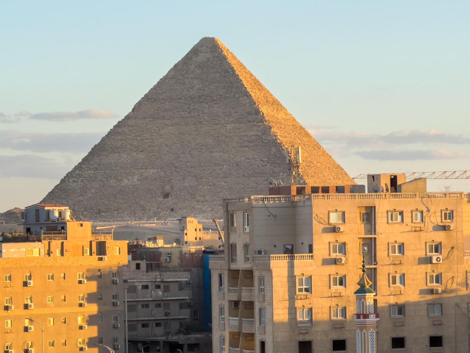 Royal Crown Hotel Giza Pyramids View Kafret el-Gabal Kültér fotó